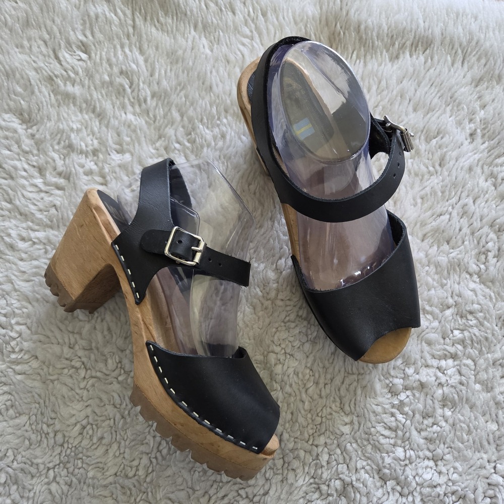 Mia Swedish Wooden Clogs Sandals Women's 39 / 8.5 Black Leather Strap Buckle
